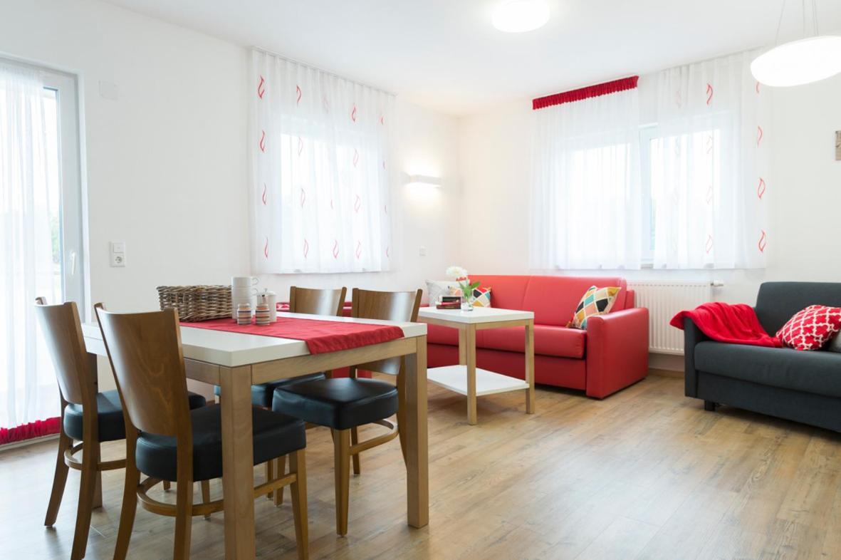 Hofmann'S Apartements & Ferienwohnungen Oberdachstetten Dış mekan fotoğraf