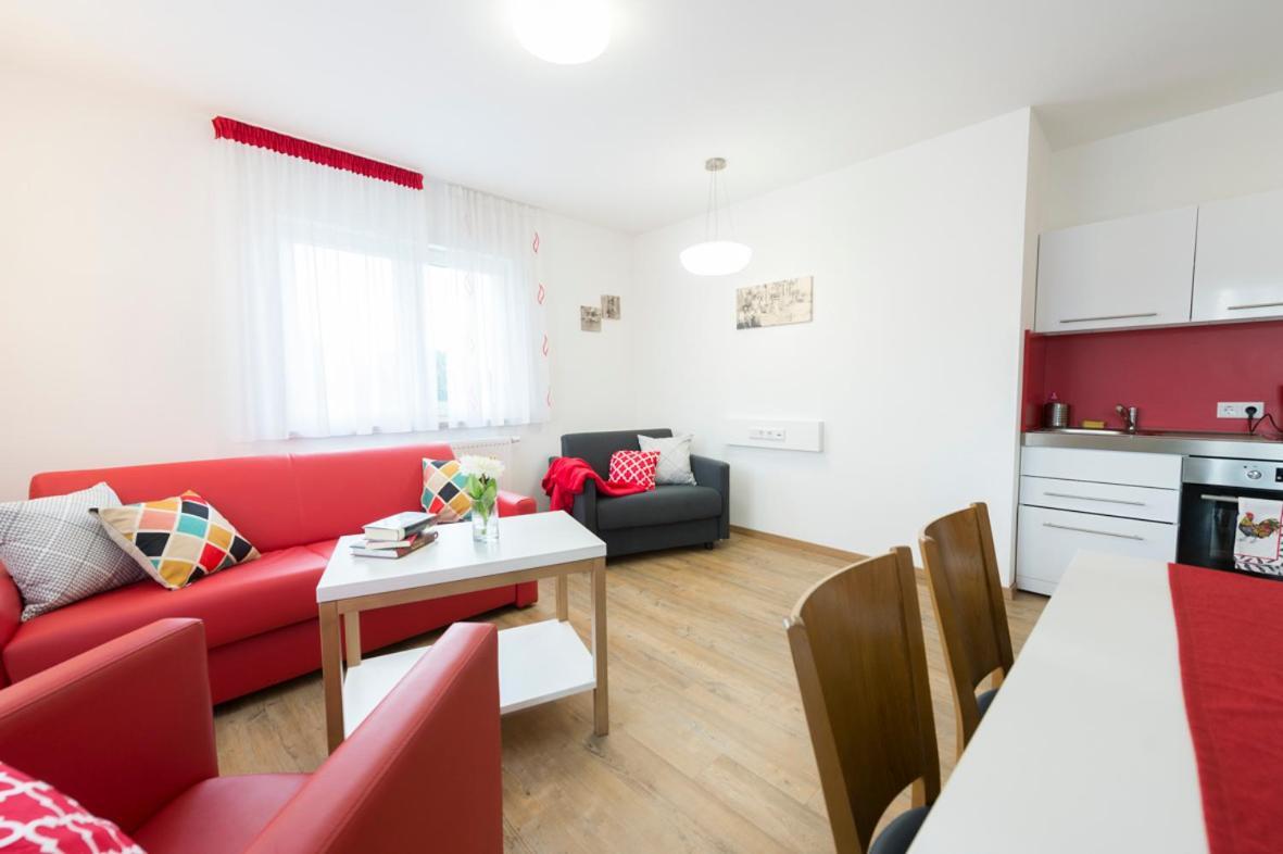 Hofmann'S Apartements & Ferienwohnungen Oberdachstetten Dış mekan fotoğraf