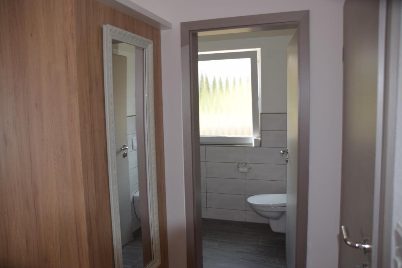 Hofmann'S Apartements & Ferienwohnungen Oberdachstetten Dış mekan fotoğraf